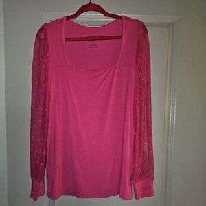 NWOT Bright pink sheer sleeve Torrid super soft top